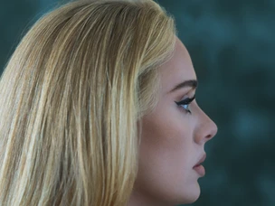 Adele regresa con más fuerza después de 6 años