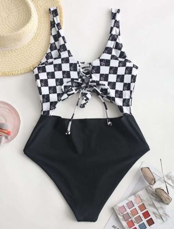 Bikini a cuadros blanco y negro