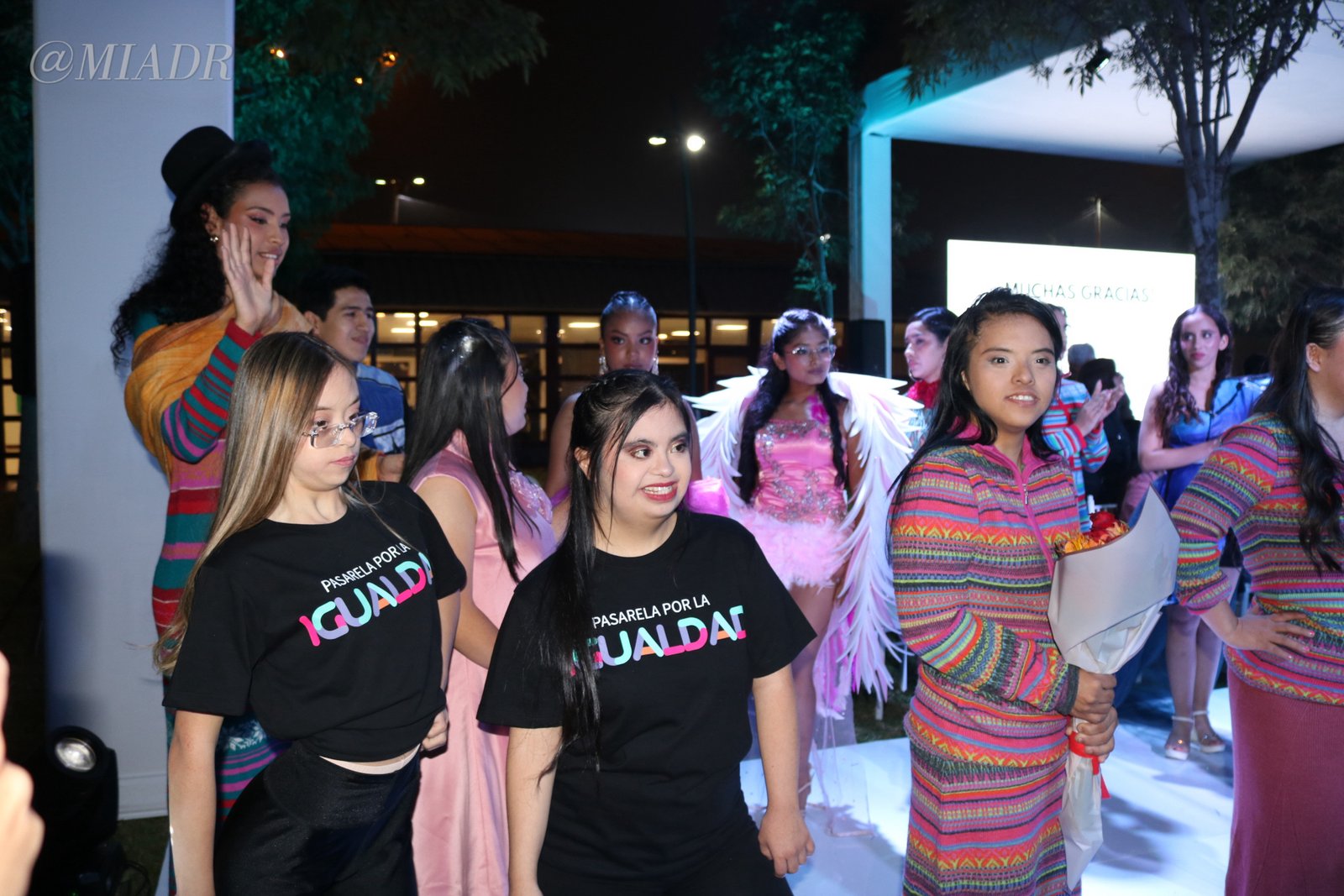 “Pasarela por la igualdad: La pasarela que celebra la diversidad en Perú”